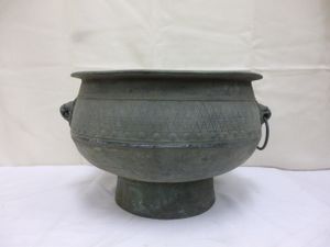 銅製火鉢の値段と価格推移は？｜13件の売買データから銅製火鉢の価値が