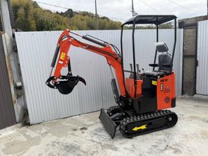 【未使用】HAYATO　油圧ショベル　HE10　ユンボ　ミニユンボ　重量1000KG　ディーゼル車