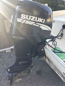 115馬力船外機スズキ SUZUKI 船外機 4スト