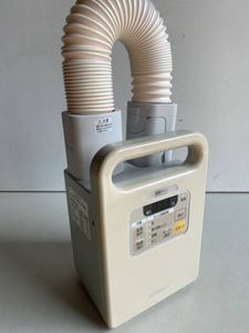 ⑲t340◆IRIS OHYAMA アイリスオーヤマ◆FK-JN1T-U ふとん乾燥機 カラリエ 2017年製 布団