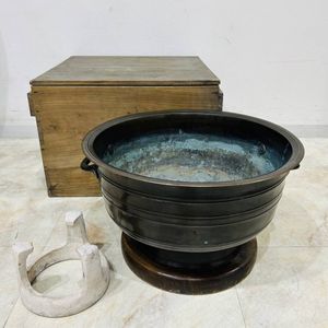 木製 火鉢のYahoo!オークション(旧ヤフオク!)の相場・価格を見る
