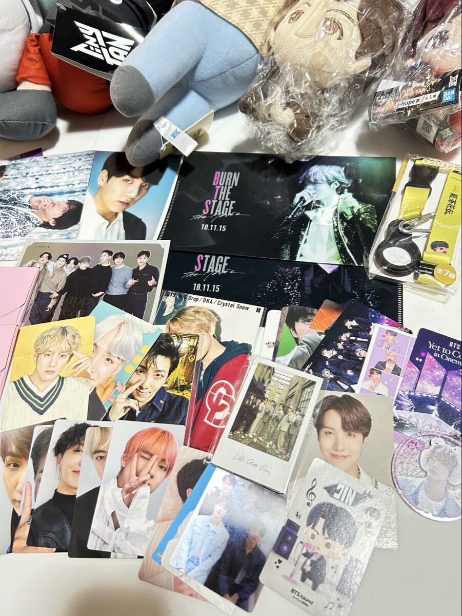 BTS グッズまとめ売り BT21 ぬいぐるみ CD アルバム トレカ BTS BT21 グッズ まとめ売り ぬいぐるみ トレカ など K-POP N1