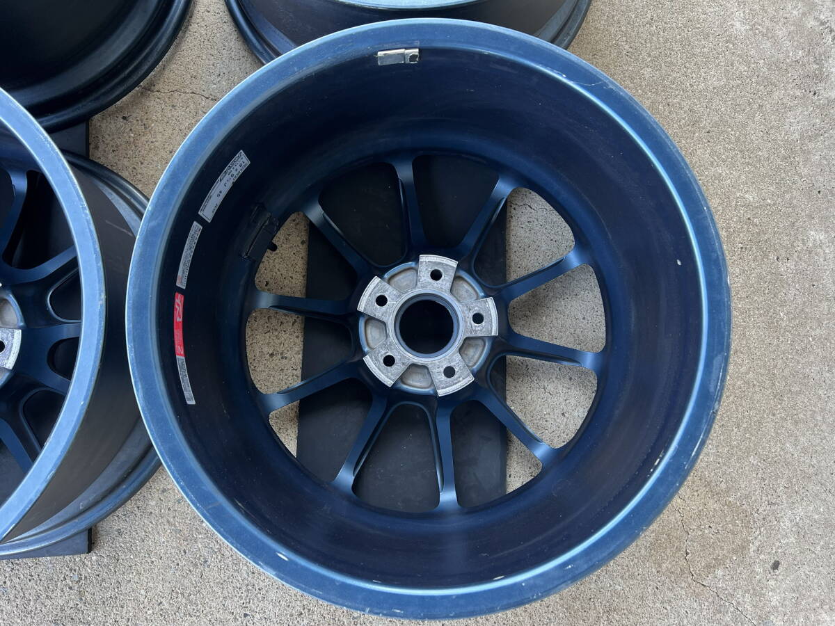 RAYS ZE40 18インチ 9.5J +45 PCD 114. 3 レイズ マットブルーガンメタ