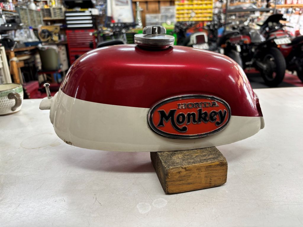 MONKEY モンキー Z50Z タンク 純正当時物 (ホンダ用)｜売買された