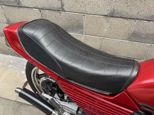 ジュリアーリシート当時物の値段と価格推移は？｜6件の売買データから