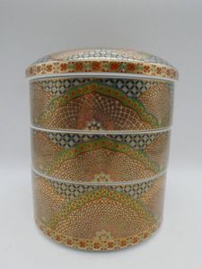 陶器 重箱のYahoo!オークション(旧ヤフオク!)の相場・価格を見る