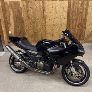 ZX-12RのYahoo!オークション(旧ヤフオク!)の相場・価格を見る｜Yahoo