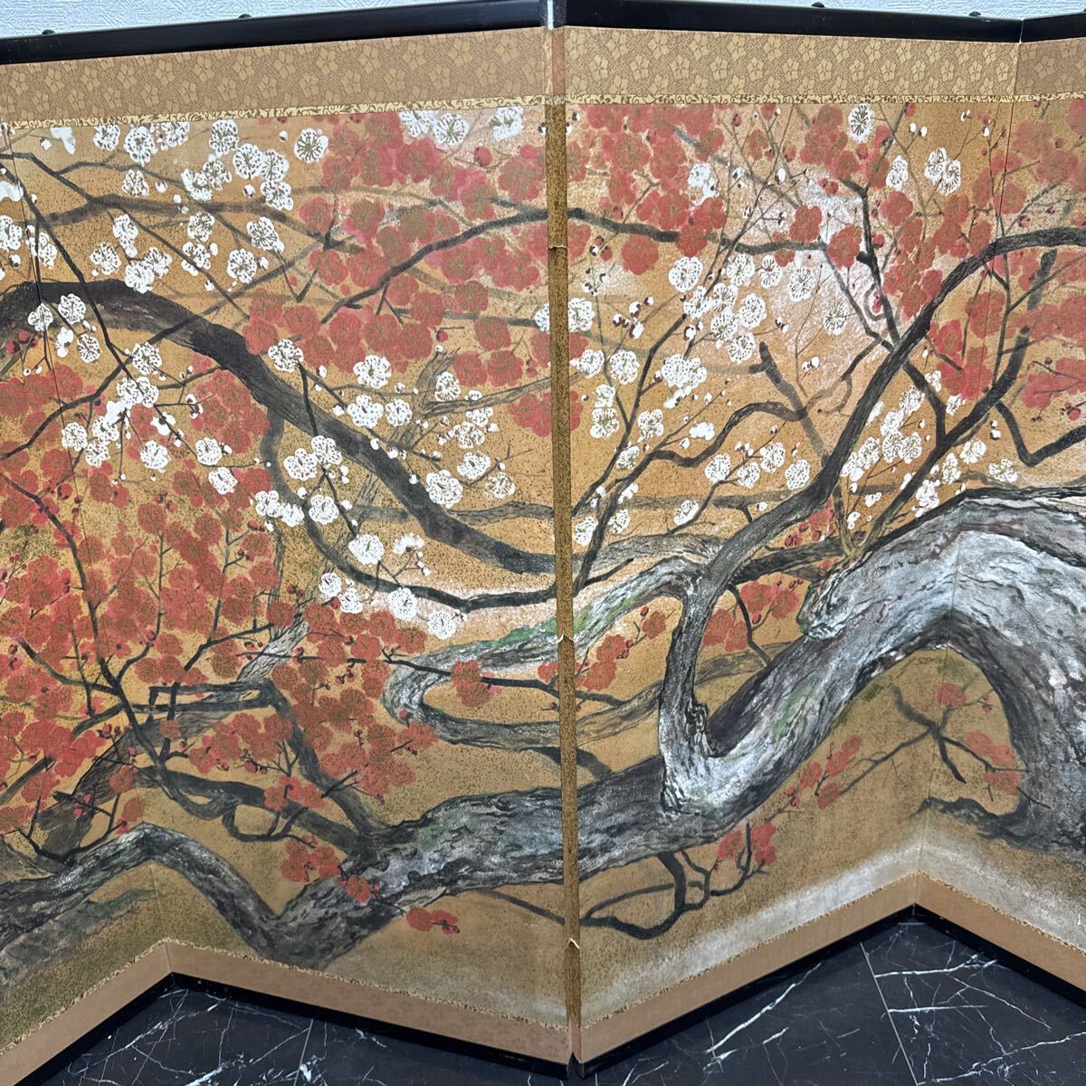 印刷 伊藤嘉晃 臥龍紅白梅図 四曲一隻 屏風 箱付 屏風 複製 古美術
