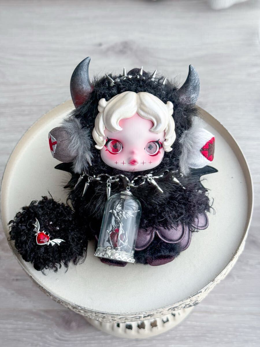 正規品スカルパンダカスタム ダークネス チョンプ うさ耳 SKULLPANDA Chomp スカルパンダ チョンプ カスタム(キャラクター