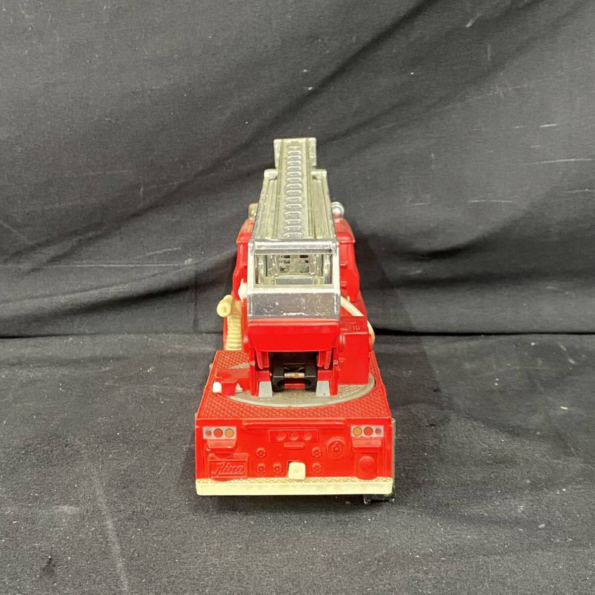 現状品】TOMICA DANDY トミカ ダンディ 消防車 はしご車 No2 合金