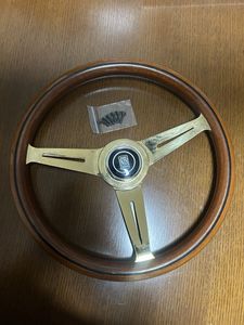 ナルディ 当時物の値段と価格推移は？｜316件の売買データからナルディ