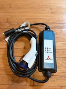 充電ケーブル 200vのYahoo!オークション(旧ヤフオク!)の相場・価格を