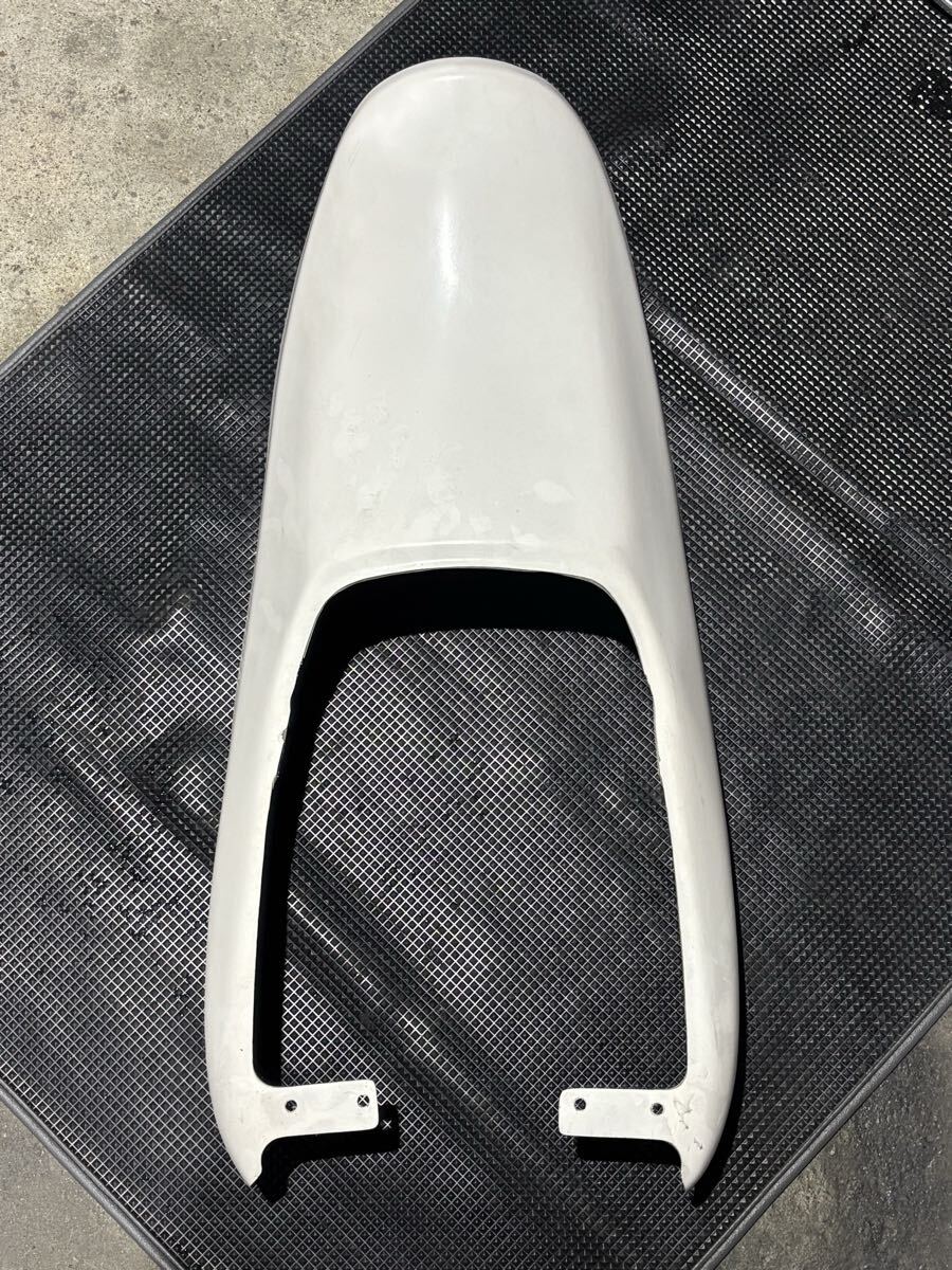 cb400sf nc31用　z2テール CB400SF NC31型用？ツッパリテール（Z2テール）FRP テールカウル