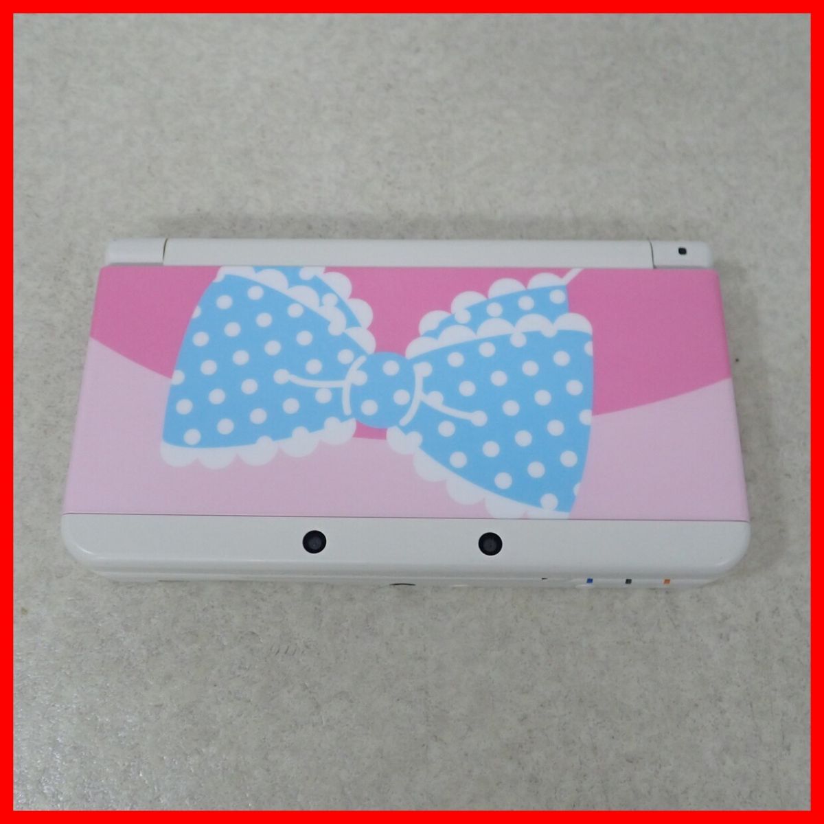 動作品 Newニンテンドー3DS 本体 KTR-001 ホワイト + ソフト 大乱闘