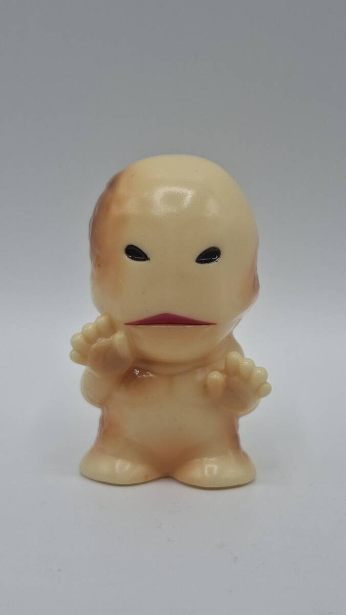 B15： 6cm 【スペル星人 ウルトラマン倶楽部 指人形 ソフビ SD パチ物