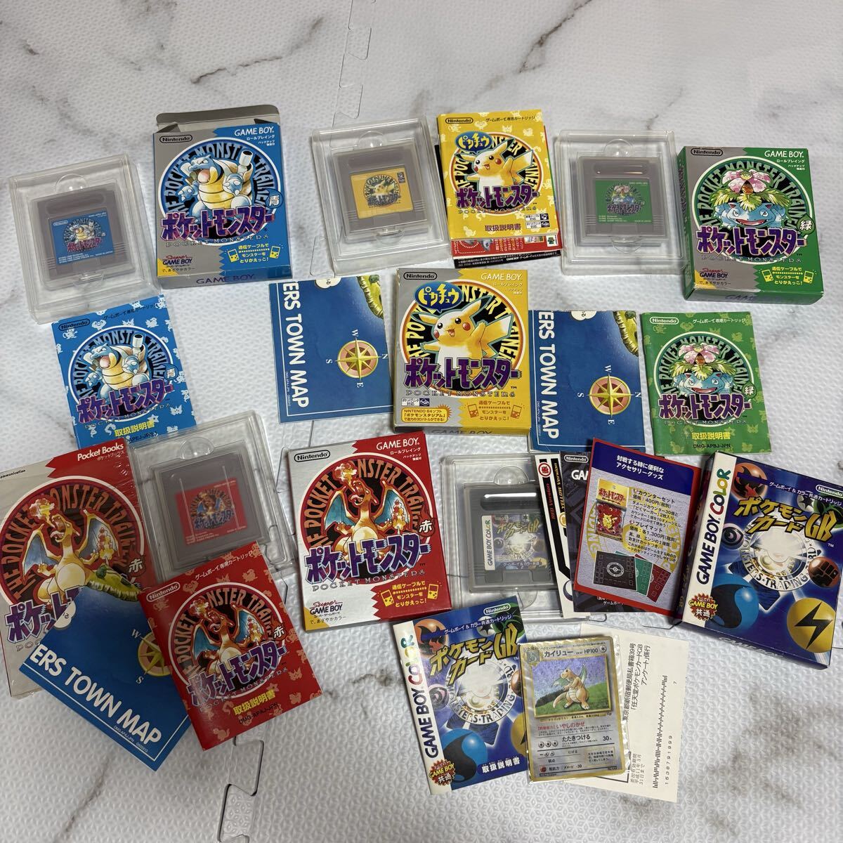 希少 初期ロット ポケモン 赤 緑 青 ピカチュウ ポケモンカードGB