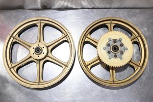 cb750four キャストホイールのYahoo!オークション(旧ヤフオク!)の相場
