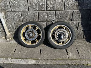 CBR400F ホイールのYahoo!オークション(旧ヤフオク!)の相場・価格を