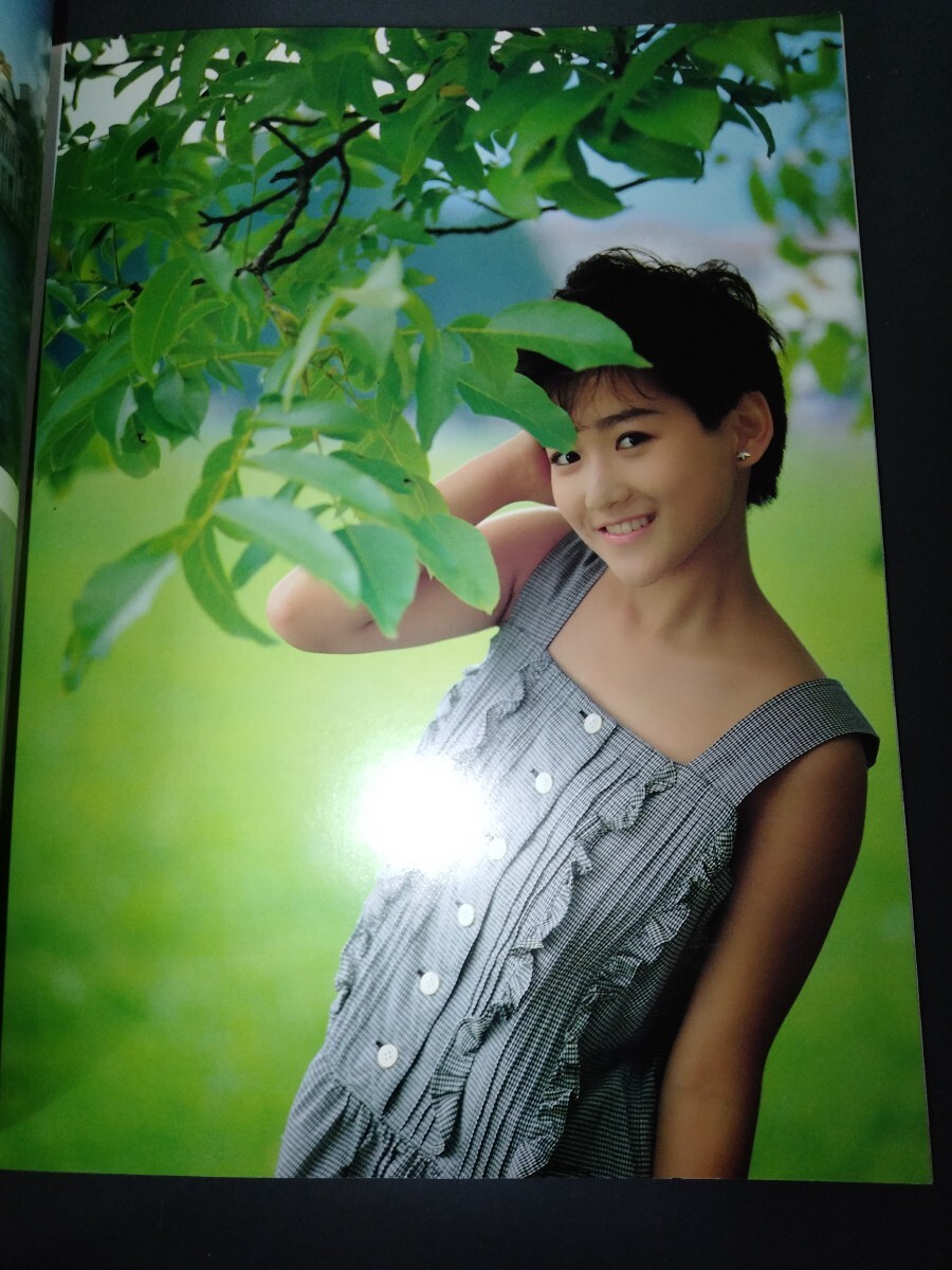 岡田有希子 写真集 DELUXEマガジン もっと逢いたい…有希子 第1刷