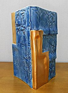 松本佐一 花瓶の値段と価格推移は？｜6件の売買データから松本佐一