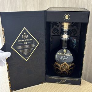 ロイヤルサルート21年 箱の値段と価格推移は？｜50件の売買データから