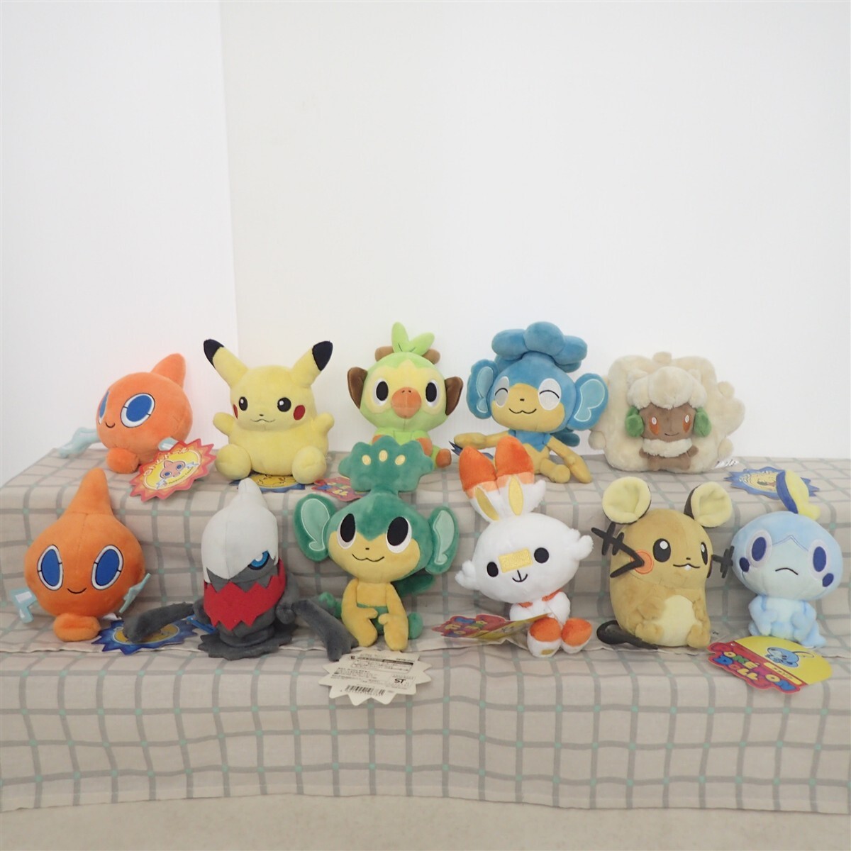 ポケモンドール セットの値段と価格推移は？｜6件の売買データから