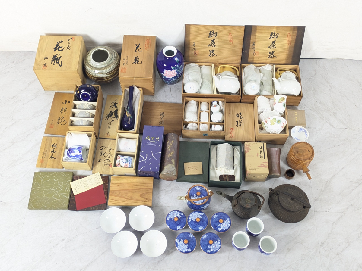 屋久杉 花瓶の値段と価格推移は？｜9件の売買データから屋久杉 花瓶の