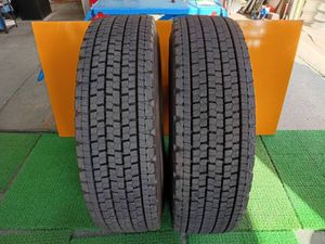 315 80R22.5の値段と価格推移は？｜8件の売買データから315 80R22.5の