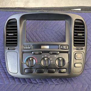 ランクル 100 エアコンの値段と価格推移は？｜5件の売買データから