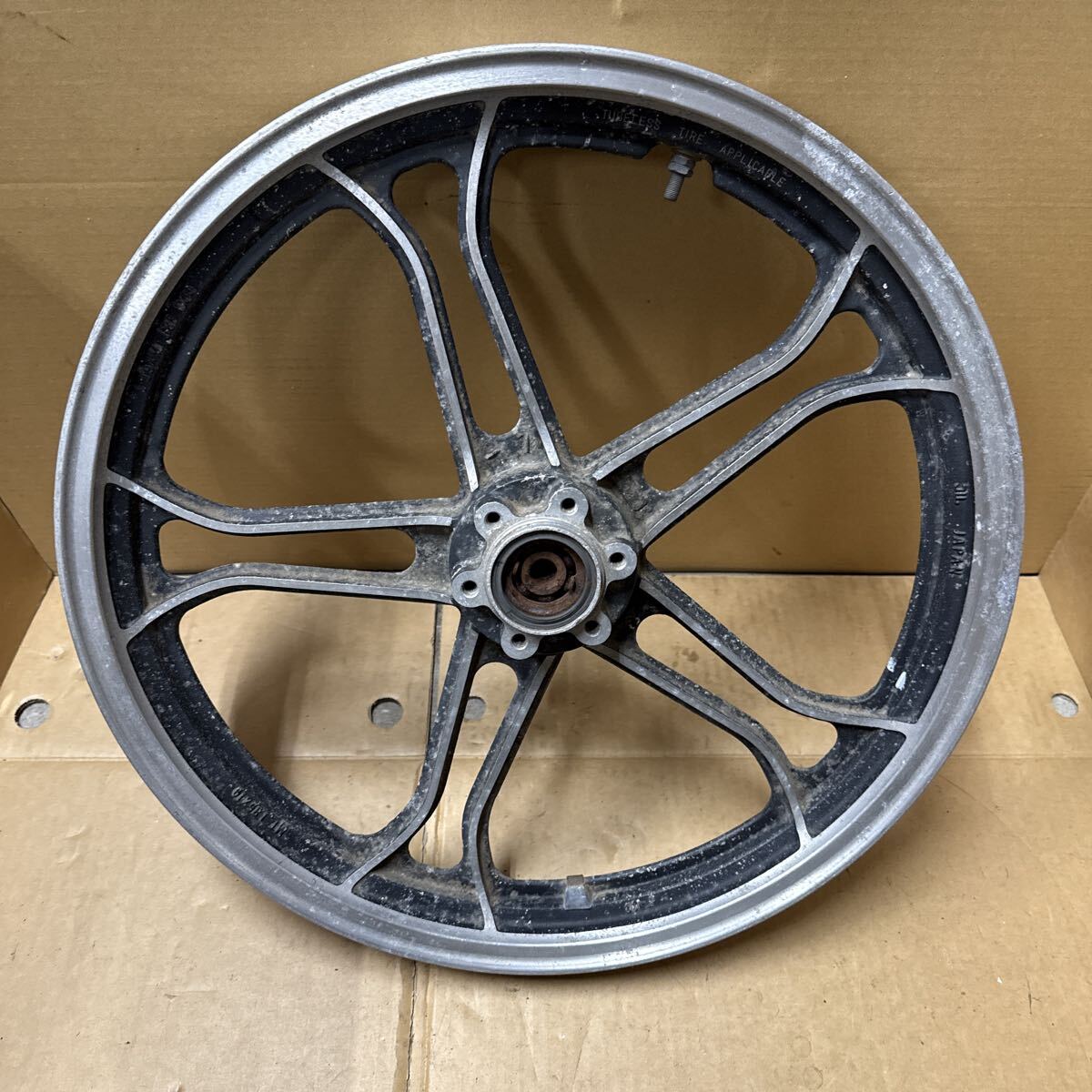 XJ400 ホイールの値段と価格推移は？｜21件の売買データからXJ400