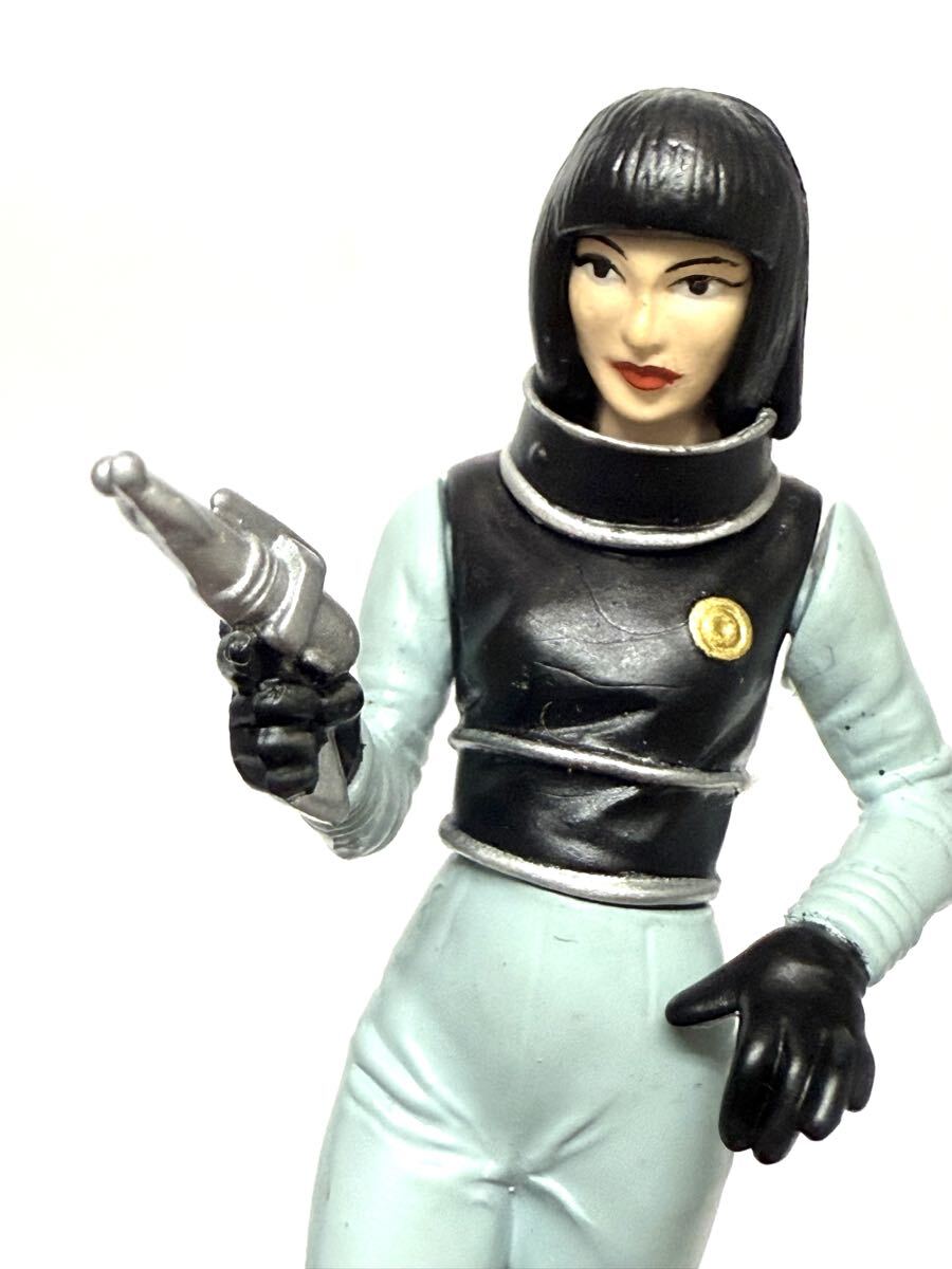 M1号 X星人 X星人の値段と価格推移は？｜17件の売買データからX星人の価値がわかる
