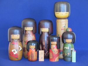 創作こけし　卯三郎　宮川邦夫　東亜　かずを・他　　　 21点　まとめ売り 卯三郎 こけしの値段と価格推移は？｜75件の売買データから卯三郎