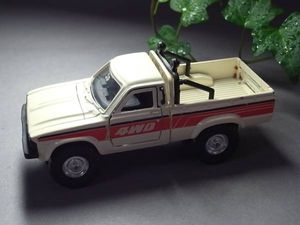 ダイヤペットトヨタハイラックス4WD