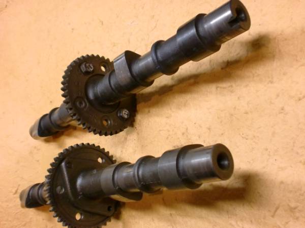 ☆Z400FX Z550FX ☆純正カムシャフト ☆当時物 検）Z1 Z2 FX(エンジン
