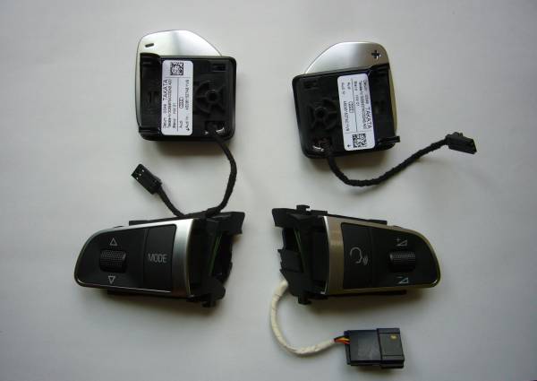 ☆AUDI 純正 新品 A3他 マルチファンクション & パドルシフト_1