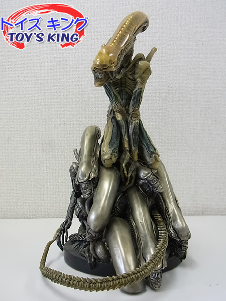 箱無 ArtStorm FewtureModels エイリアン・パイル /Alien Pile 