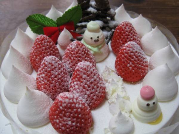 1円 雪だるま親子のイチゴのクリスマスケーキ食品サンプル 食品サンプル 売買されたオークション情報 Yahooの商品情報をアーカイブ公開 オークファン Aucfan Com