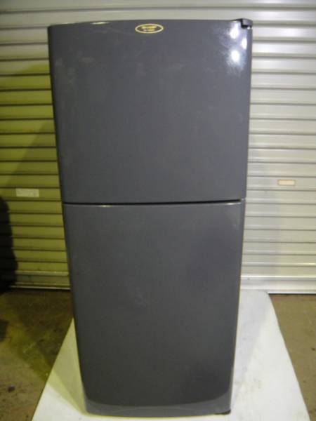 送料無料】SHARP☆2ドア冷凍冷蔵庫 135L☆SJ-135KC☆シャープ(100 
