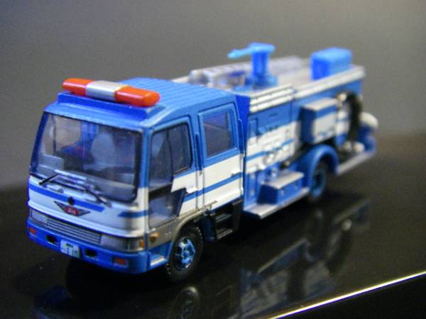 機動隊高圧放水車 トラックコレクション 第5弾 トラック トレーラー 売買されたオークション情報 Yahooの商品情報をアーカイブ公開 オークファン Aucfan Com