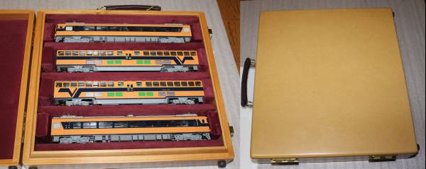 中古 HOゲージ カツミ 近鉄30000系ビスタカー 4両(私鉄電車)｜売買され