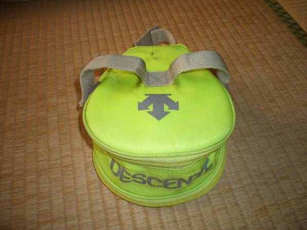 DESCENTE　デサント　サドルバッグ　中古　スペアタイヤ入れ_1