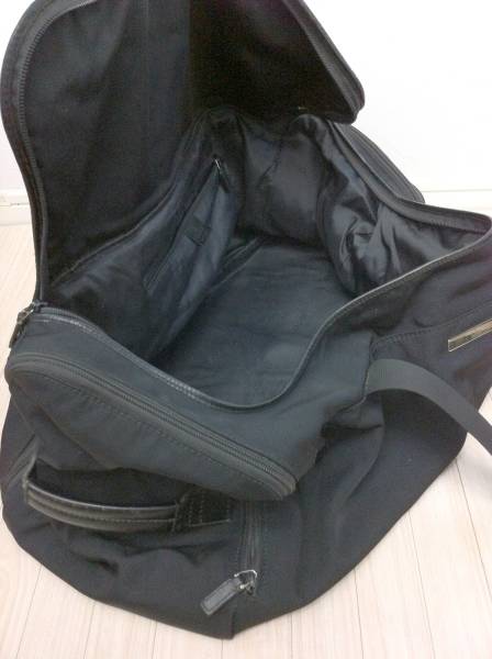 正規品]グッチGUCCI 軽量大型ボストンバッグ/スポーツバッグ黒(かばん  