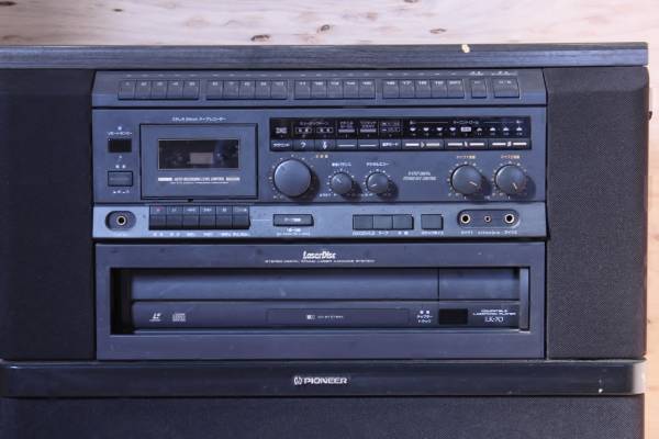 カラオケ機器☆PIONEER LK-70 レーザーディスク(1025)(カラオケ機器