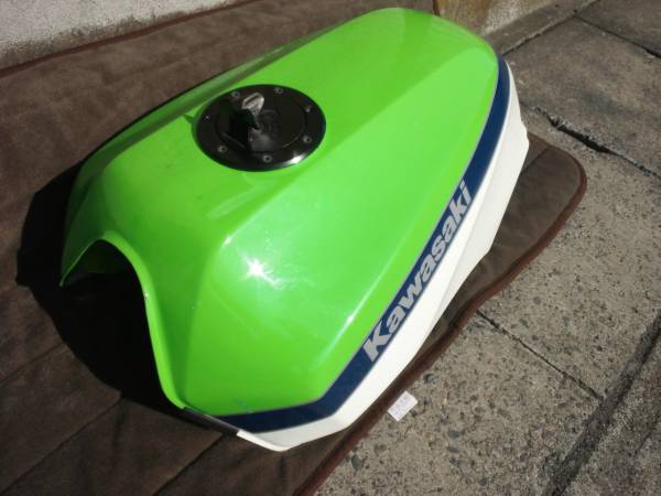 GPZ900R 750R 忍者 A2 ライムグリーン ピンゲル(セット)｜売買