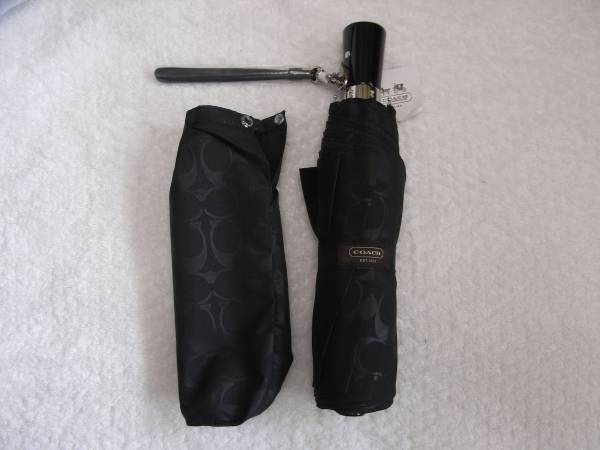 【新入荷】新品タグ付き COACH/コーチ 折りたたみ傘 黒/ブラック