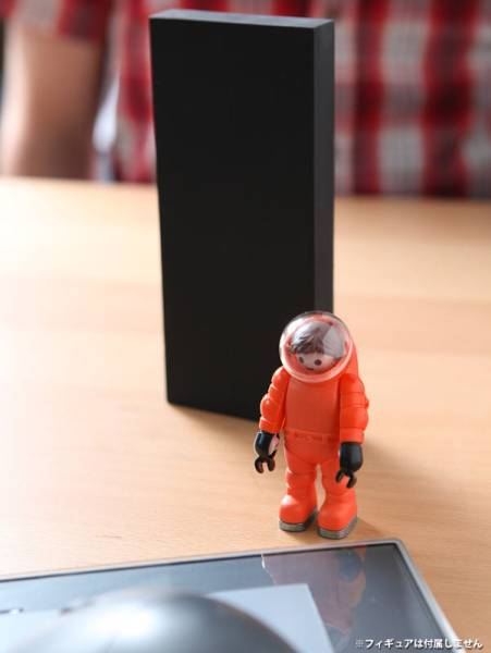 モノリス・アクション・フィギュア