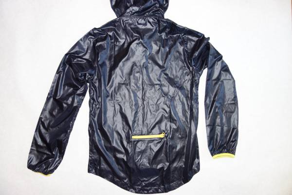 PUMA 自転車用ナイロンブレーカー　ジャケット　サイズＬ_3