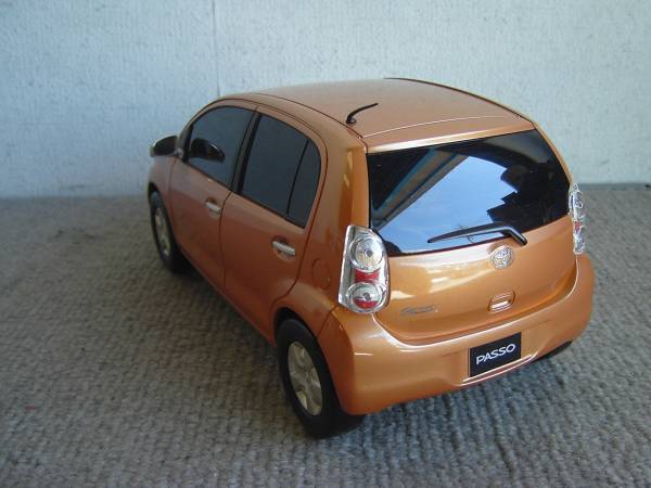 トヨタ パッソ　Hana　1/30 アカリマイカメタ　R62 サンプル_3