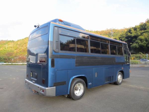 ｈ４年式 日野 レインボー ７m バス 売切 車体 売買されたオークション情報 Yahooの商品情報をアーカイブ公開 オークファン Aucfan Com