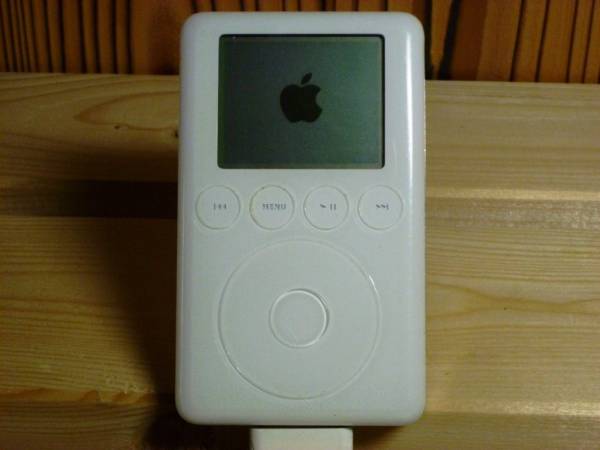 ジャンク アップル iPod Classic 第3世代 15GB Apple iPod 第3世代